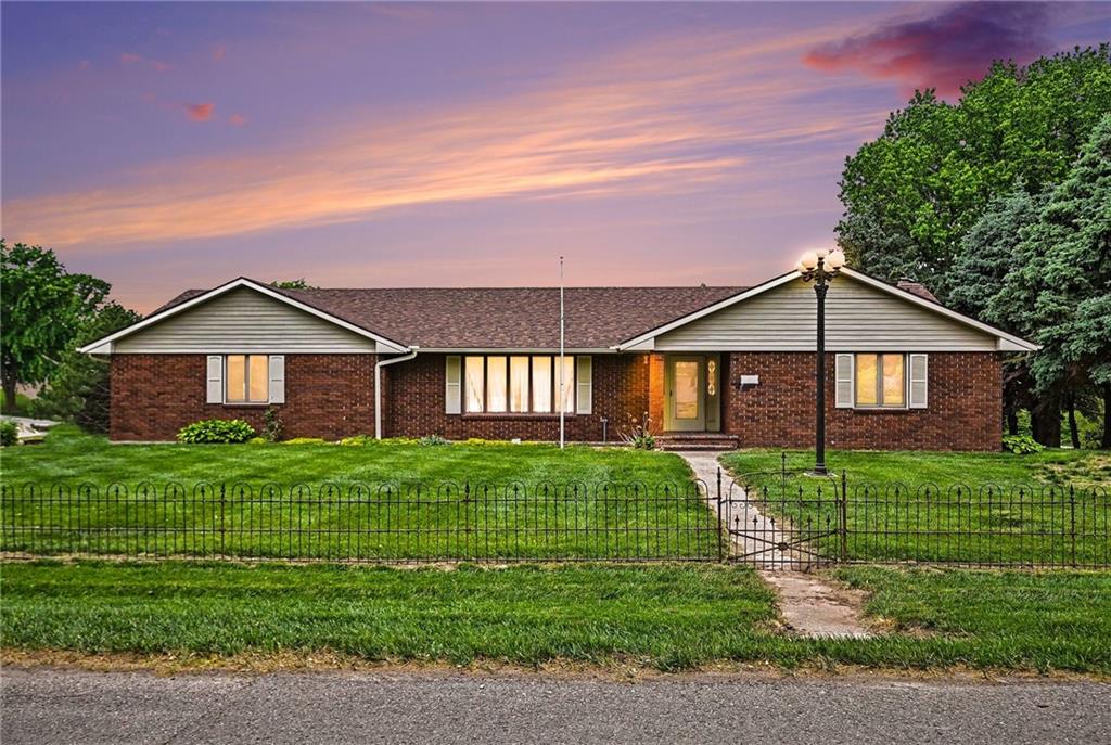 Listing Photo MLS #HMS2620245