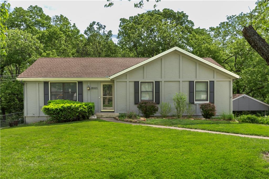 Listing Photo MLS #HMS2620338