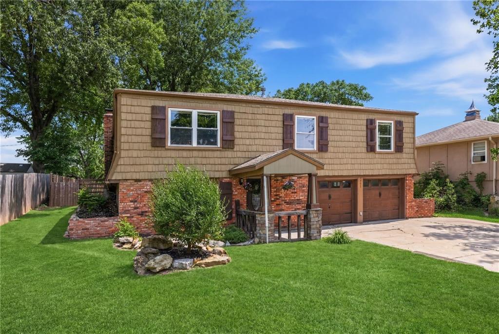 Listing Photo MLS #HMS2620356