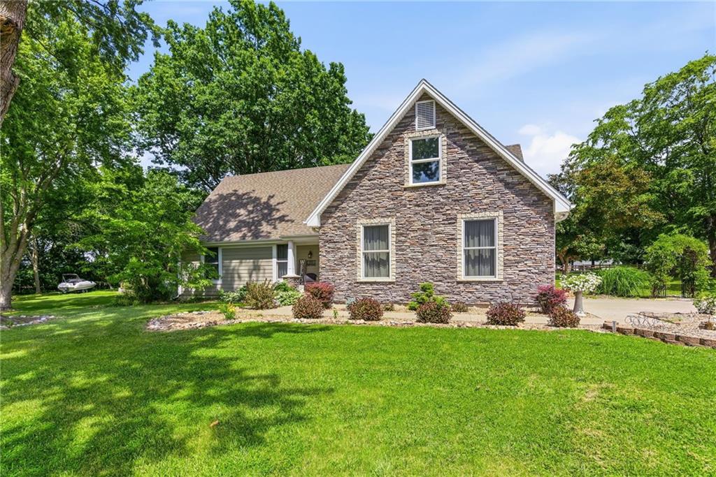 Listing Photo MLS #HMS2620377
