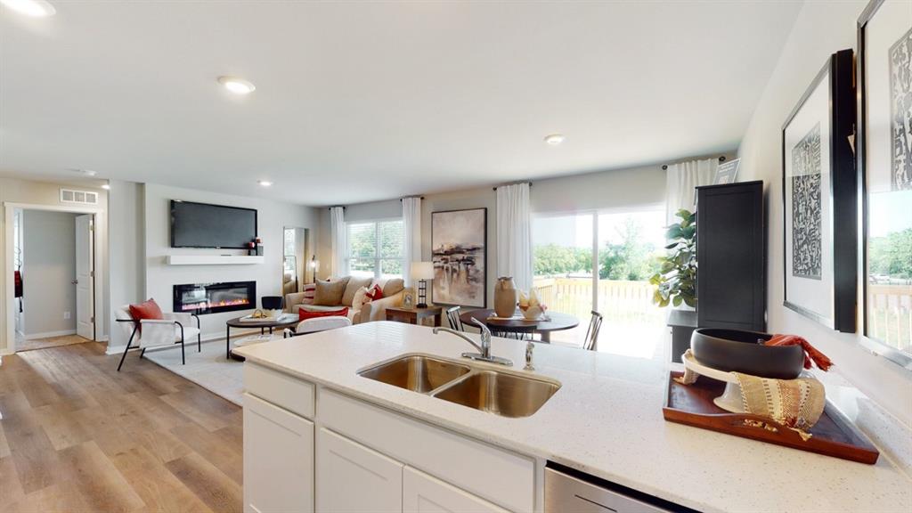 Listing Photo MLS #HMS2620467