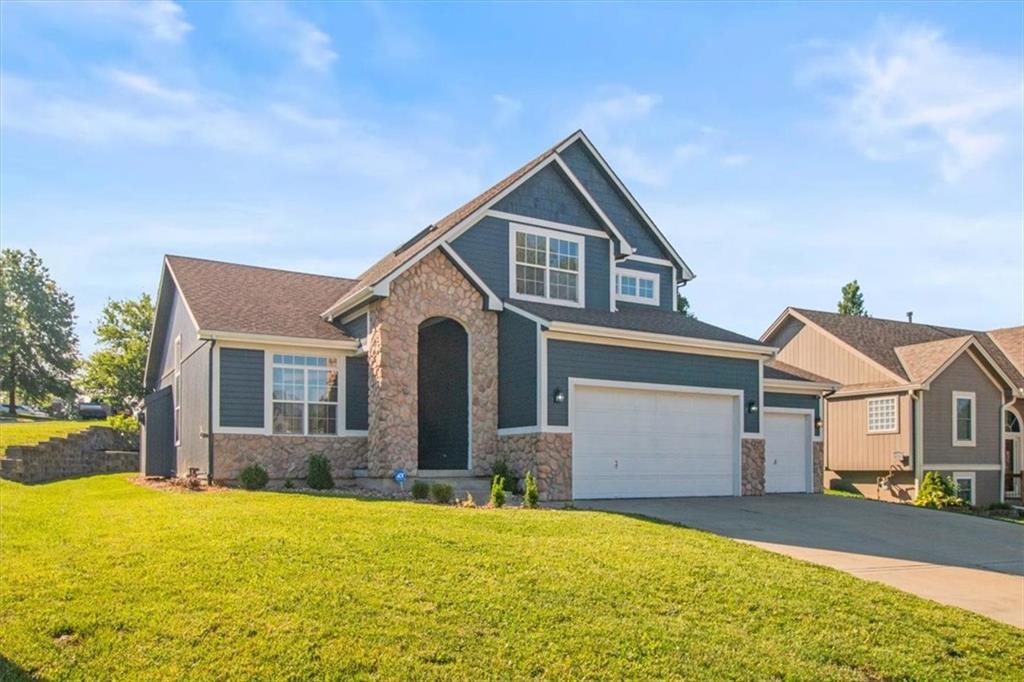 Listing Photo MLS #HMS2620503