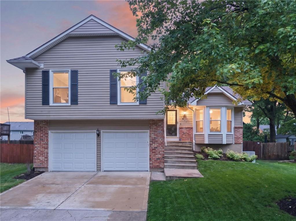 Listing Photo MLS #HMS2620584