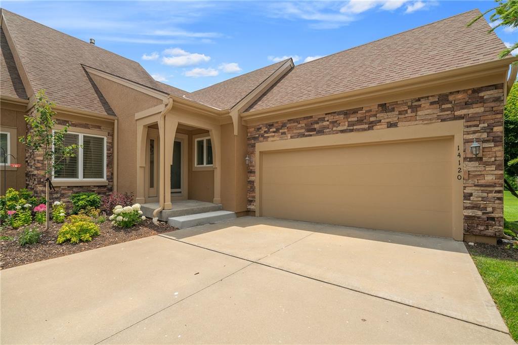 Listing Photo MLS #HMS2620592