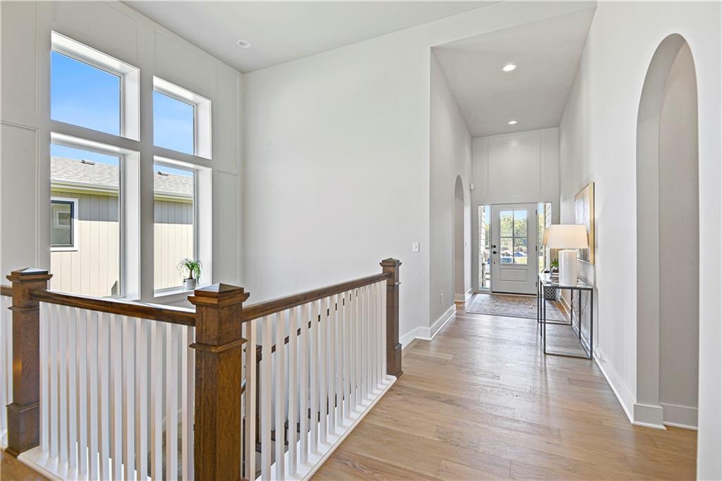 Listing Photo MLS #HMS2620653