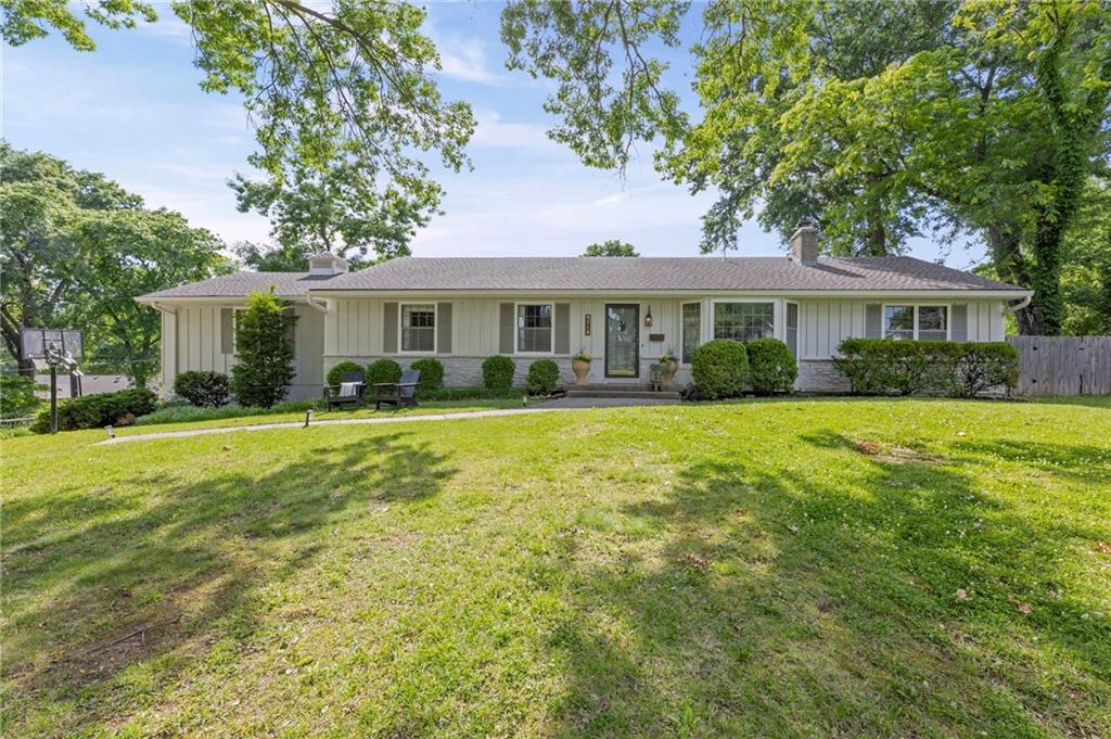 Listing Photo MLS #HMS2620662