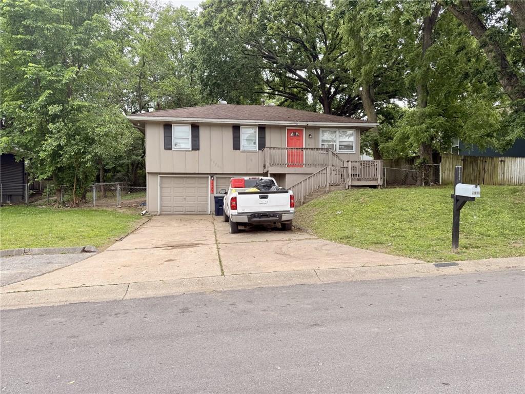Listing Photo MLS #HMS2620687