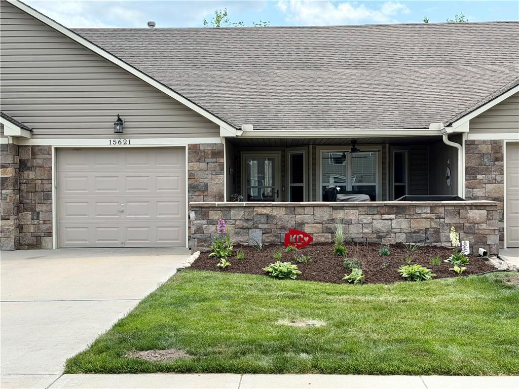 Listing Photo MLS #HMS2620697