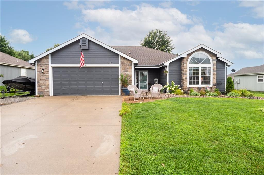 Listing Photo MLS #HMS2620743