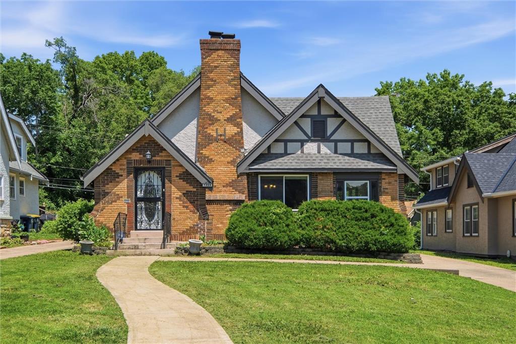 Listing Photo MLS #HMS2620766