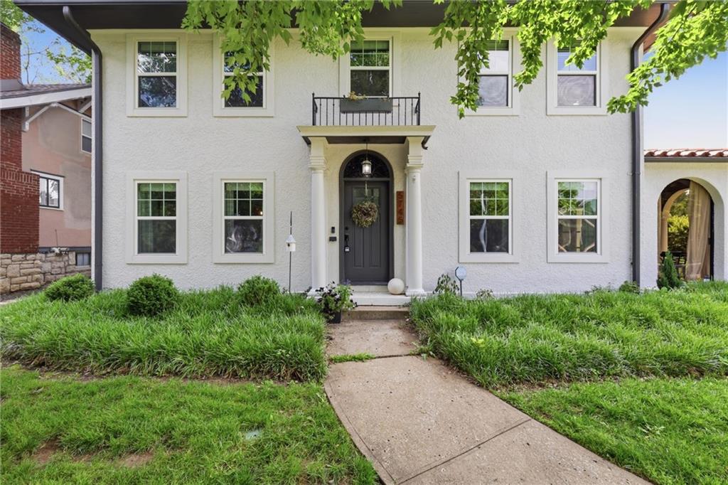 Listing Photo MLS #HMS2620805