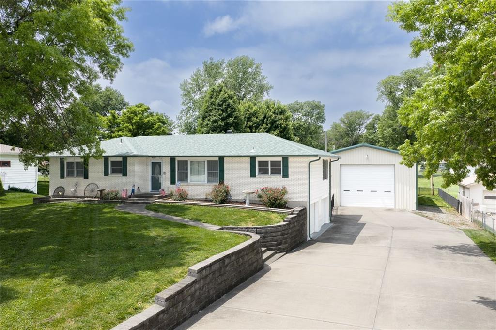 Listing Photo MLS #HMS2620818