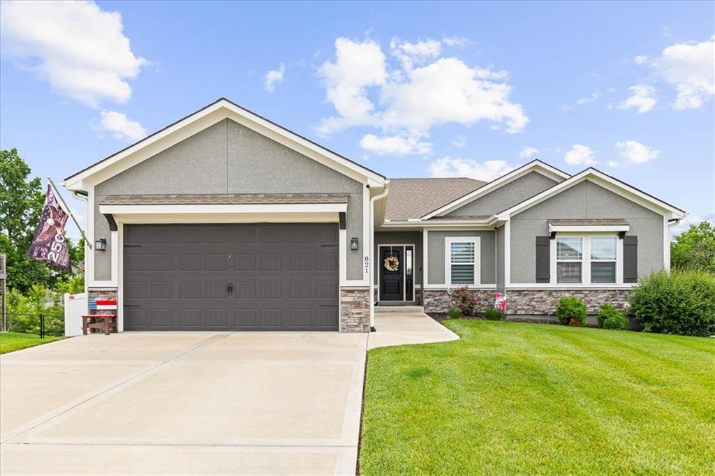Listing Photo MLS #HMS2620850