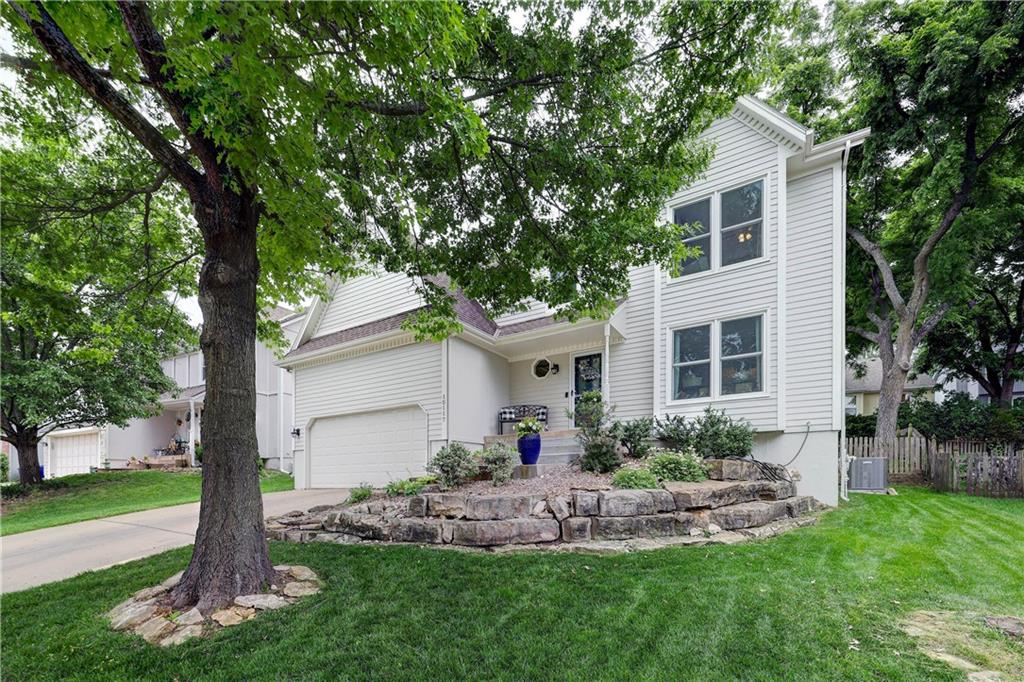 Listing Photo MLS #HMS2620888