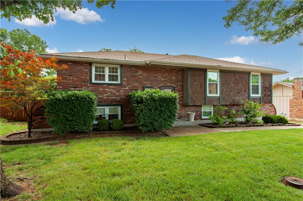 Listing Photo MLS #HMS2620899