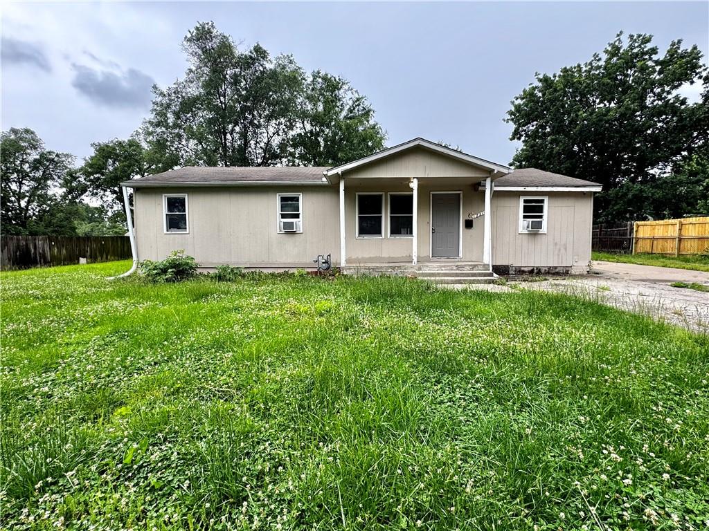 Listing Photo MLS #HMS2620913