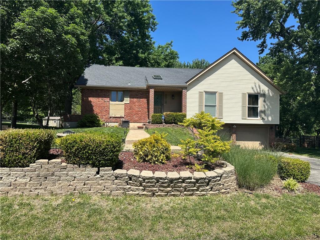 Listing Photo MLS #HMS2620916
