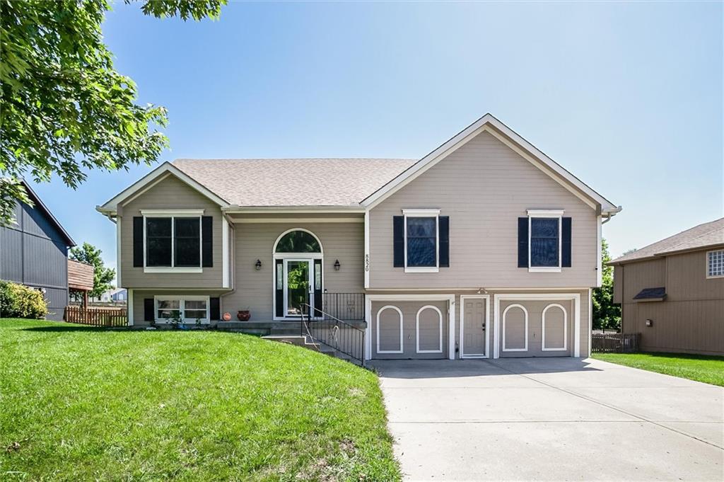 Listing Photo MLS #HMS2620969