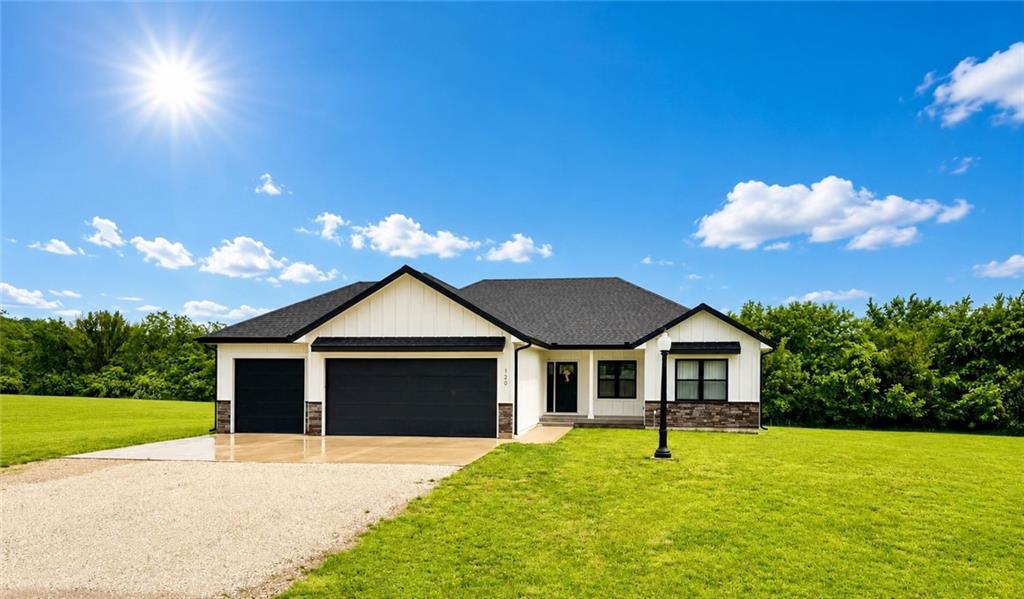 Listing Photo MLS #HMS2621026