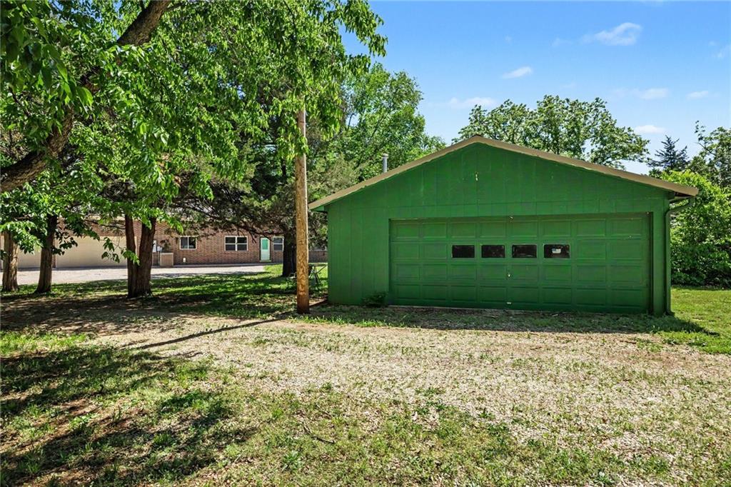 Listing Photo MLS #HMS2621052