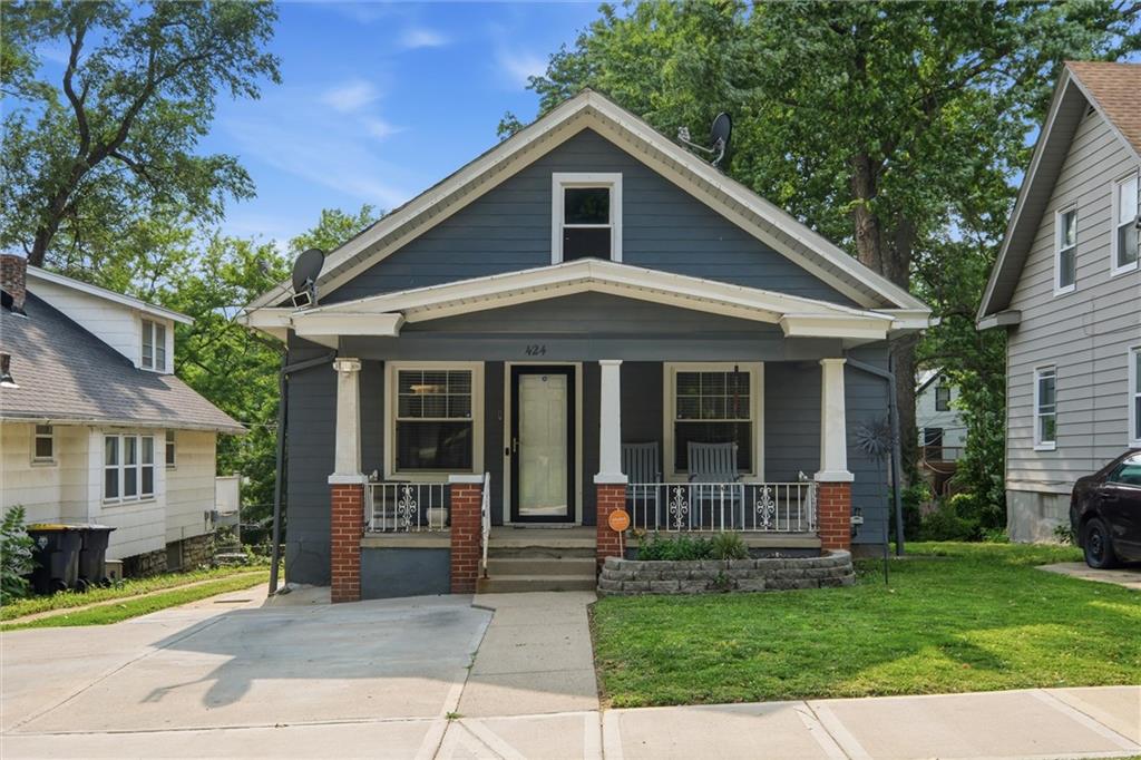 Listing Photo MLS #HMS2621074