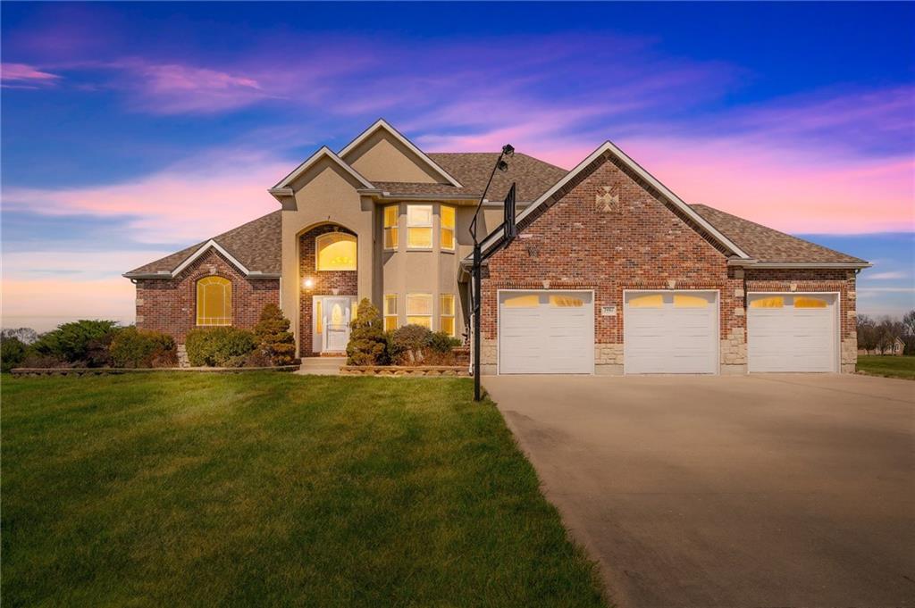 Listing Photo MLS #HMS2621103