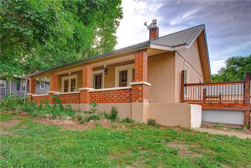 Listing Photo MLS #HMS2621122