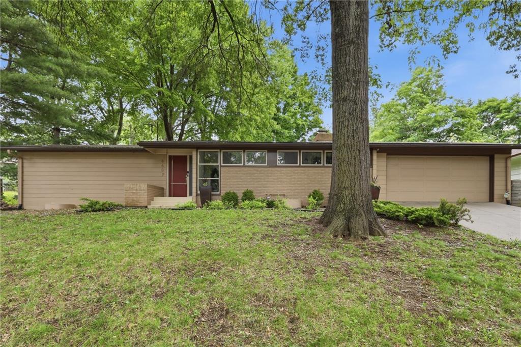 Listing Photo MLS #HMS2621128