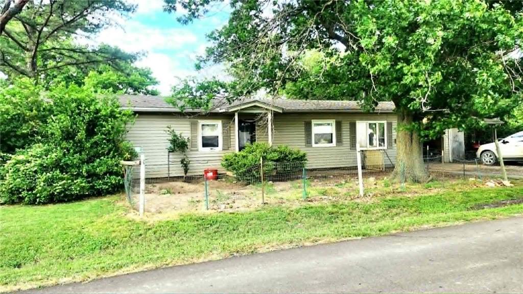 Listing Photo MLS #HMS2621142