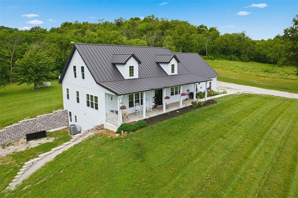 Listing Photo MLS #HMS2621172