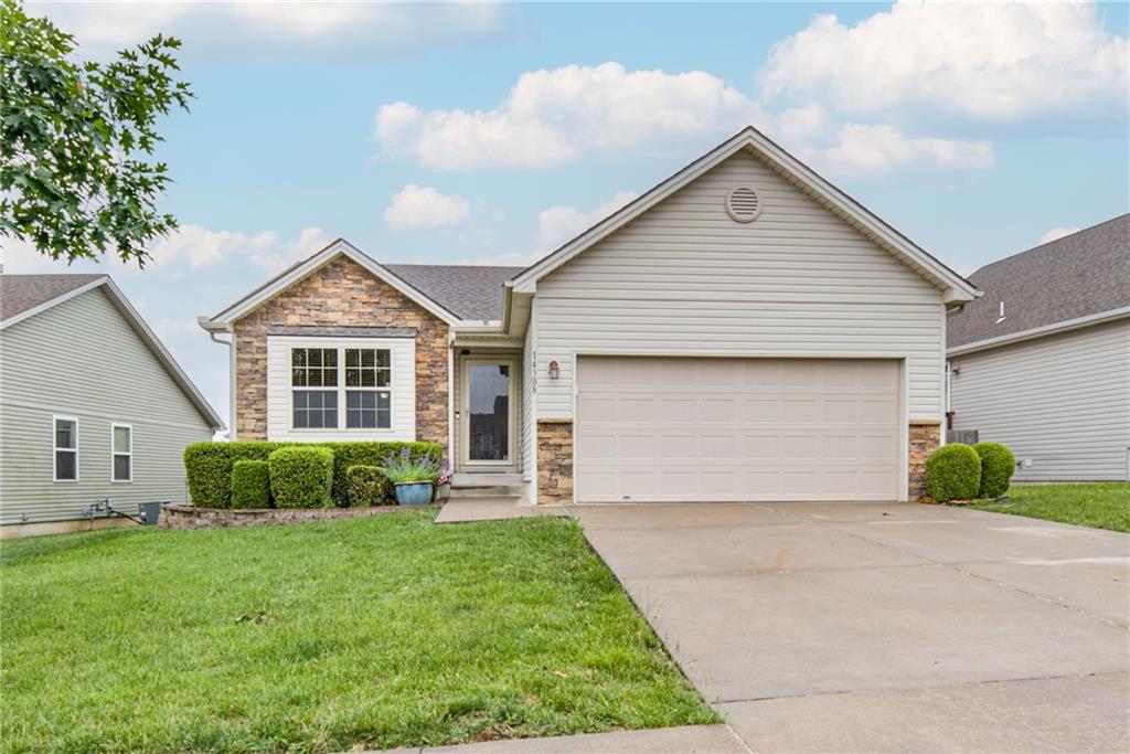 Listing Photo MLS #HMS2621184