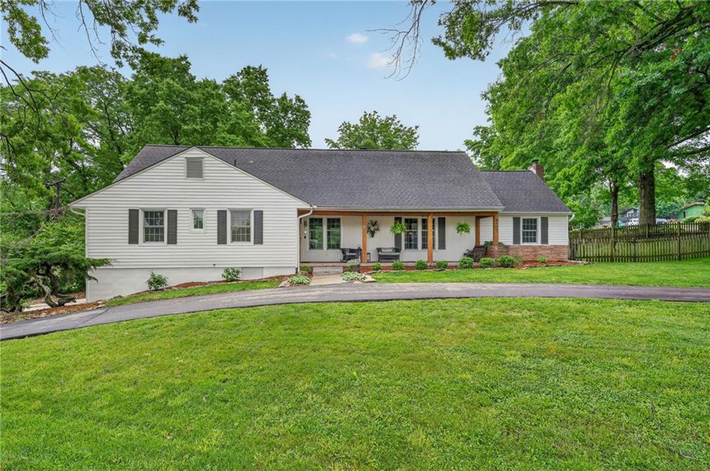 Listing Photo MLS #HMS2621190