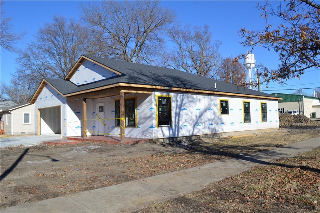 Listing Photo MLS #HMS2621193