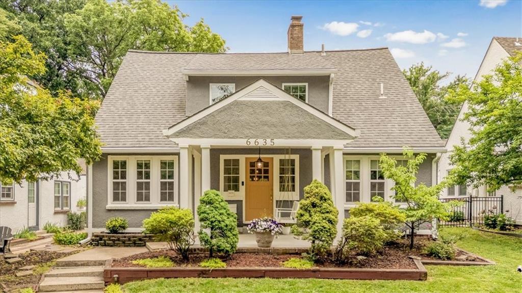 Listing Photo MLS #HMS2621272