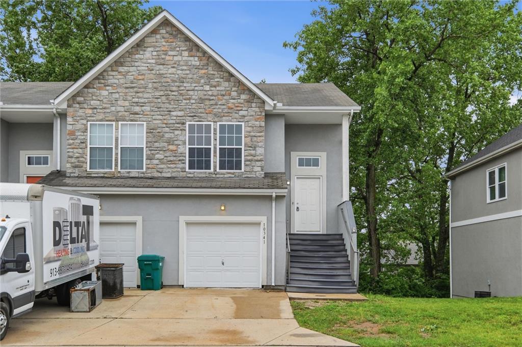 Listing Photo MLS #HMS2621273