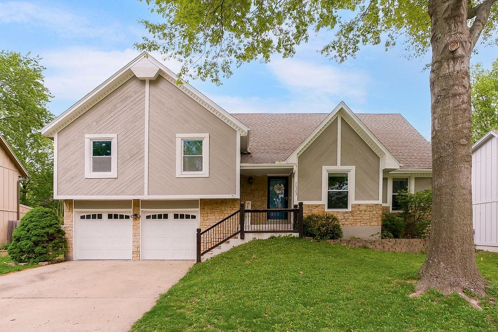 Listing Photo MLS #HMS2621274