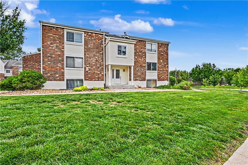 Listing Photo MLS #HMS2621283