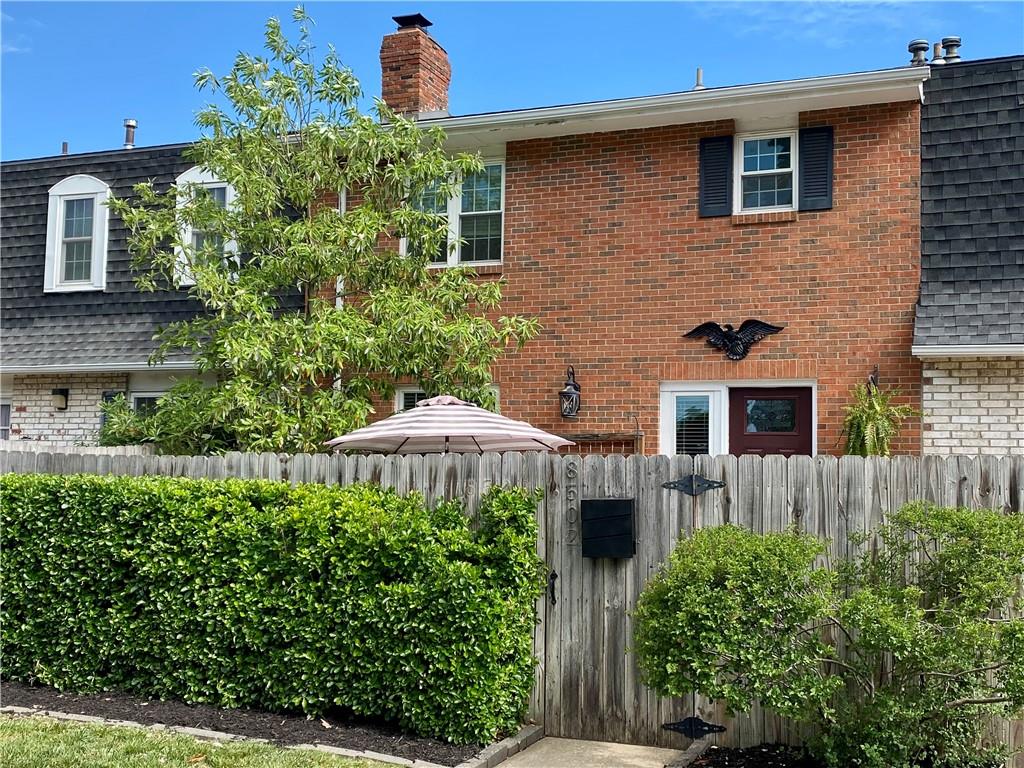 Listing Photo MLS #HMS2621368