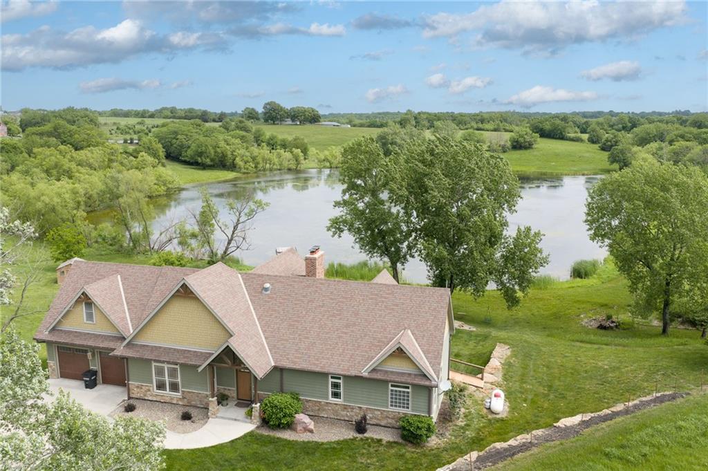 Listing Photo MLS #HMS2621383