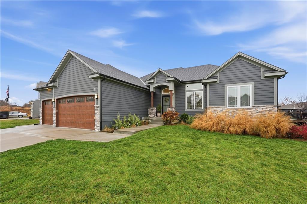 Listing Photo MLS #HMS2621384