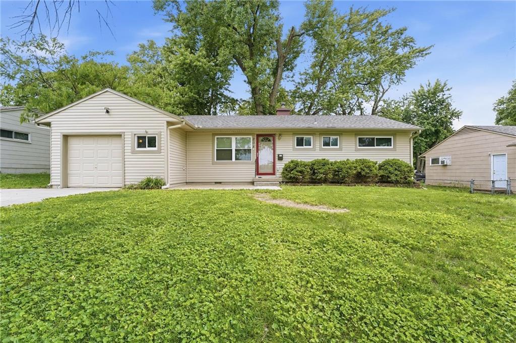 Listing Photo MLS #HMS2621385