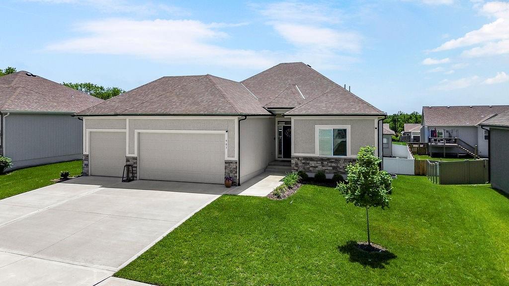 Listing Photo MLS #HMS2621404