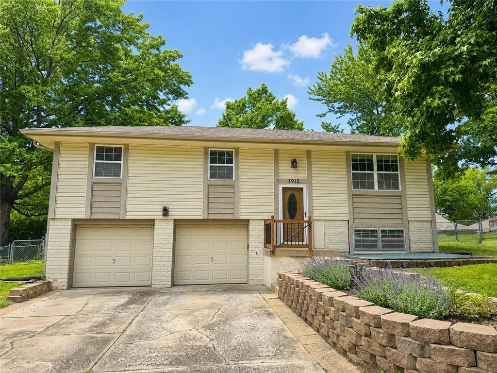 Listing Photo MLS #HMS2621415