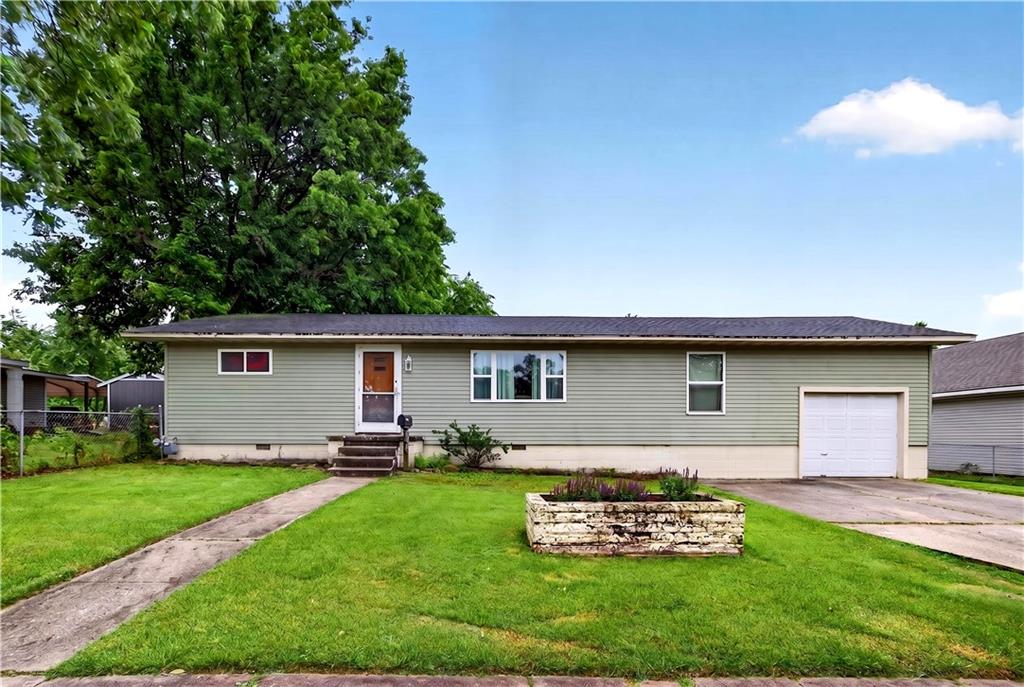 Listing Photo MLS #HMS2621418