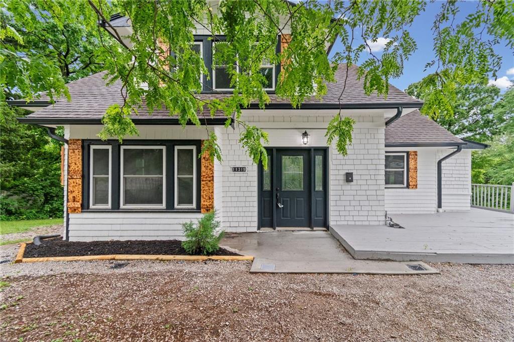 Listing Photo MLS #HMS2621430