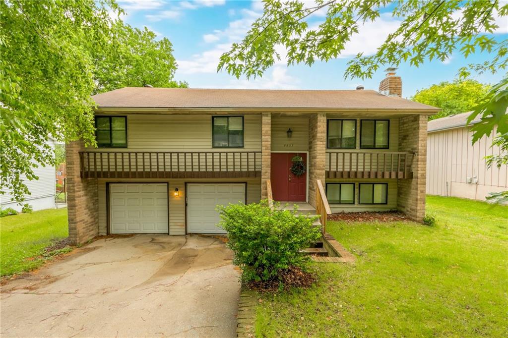Listing Photo MLS #HMS2621432