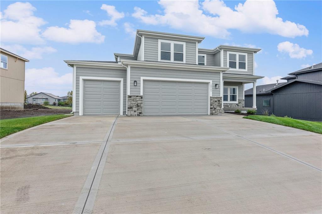 Listing Photo MLS #HMS2621461