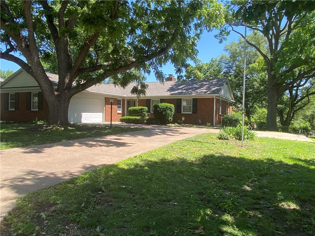Listing Photo MLS #HMS2621466