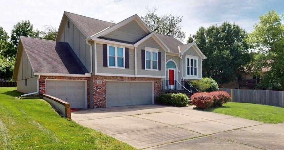 Listing Photo MLS #HMS2621472