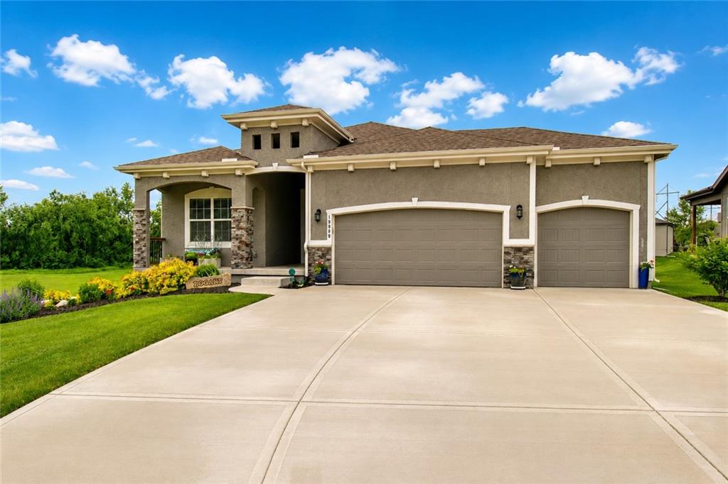 Listing Photo MLS #HMS2621479
